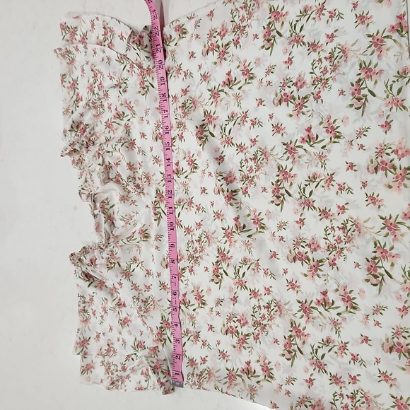 Large Blouse with Pink and Green Floral - Picture 4 of 5